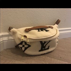 Louis Vuitton authentic bag